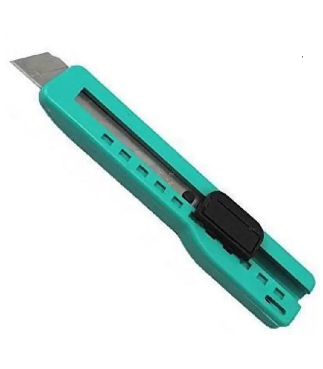 CUTTER KNIFE PVC